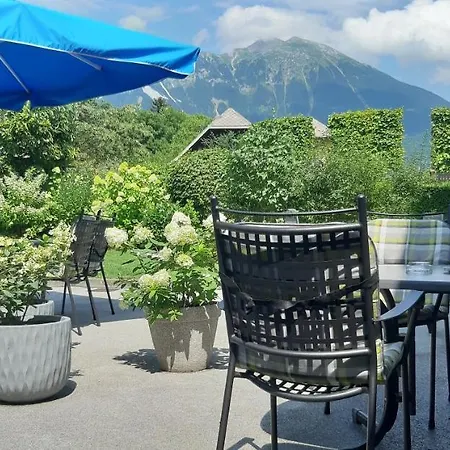 Vesna Πανσιόν Μπλεντ