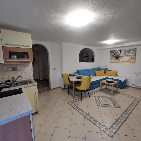 Πανσιόν Vesna 3*