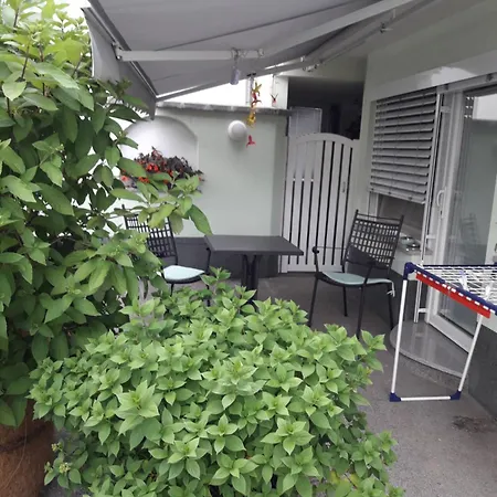 ゲストハウス ヴェスナ 3*