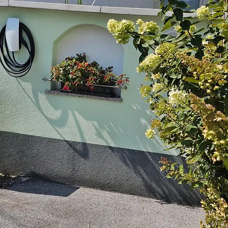 Vesna Πανσιόν Μπλεντ