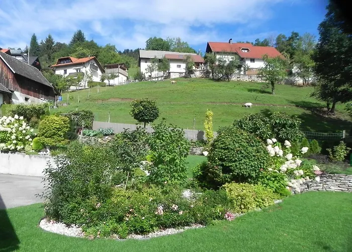 Vesna Hiša za goste 3*