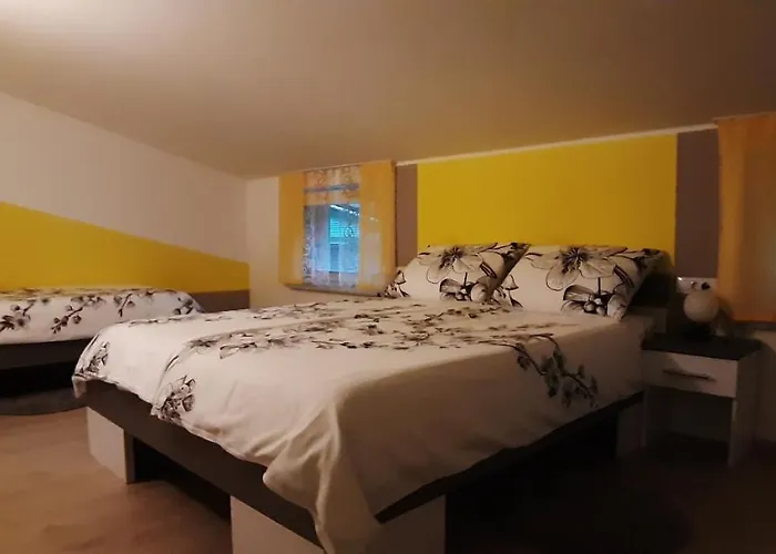 Vesna Hiša za goste Bled