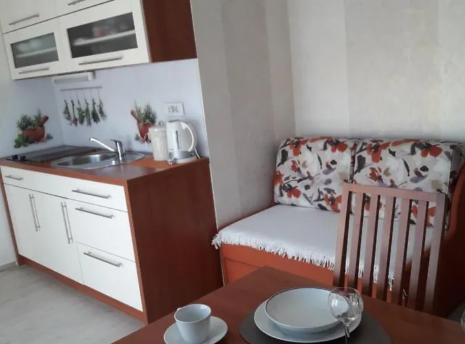 Vesna Hiša za goste Bled